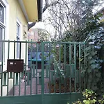 Park Apartment *